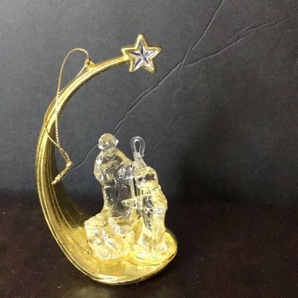 Ornament ￼ Vintage, holy family manger Nativity scene - Picture 1 of 6